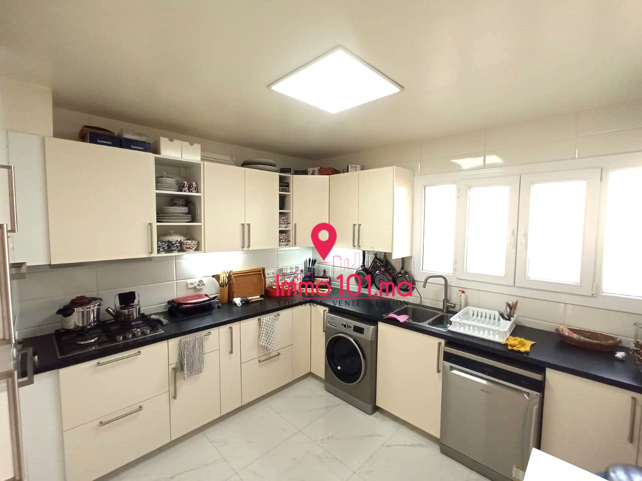 Location appartement à Hay Riad ZLLAV2298